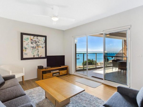 Kiah 10, 53 Victoria Parade - Stunning Views, Aircon and Close to the Marina